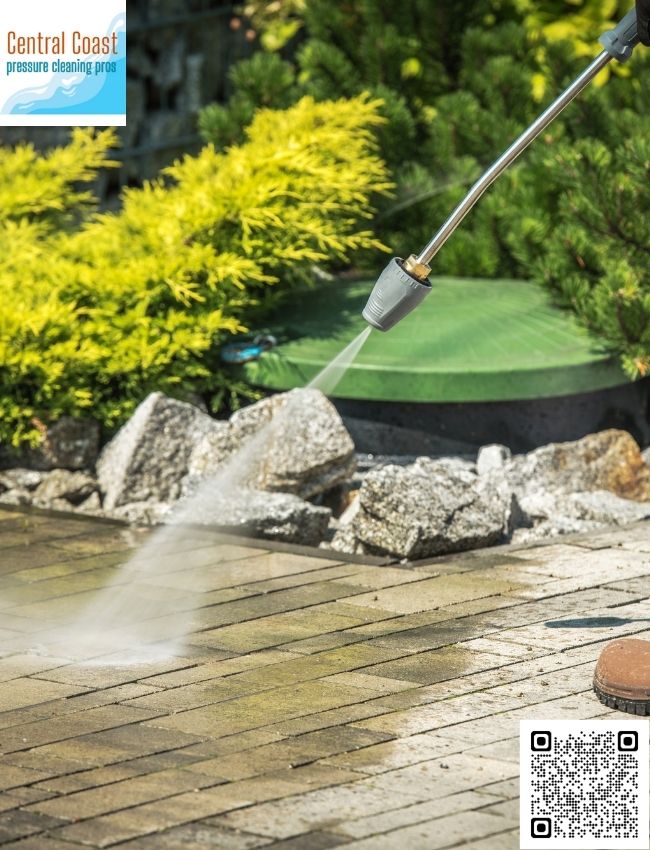 Can I get fence and boundary cleaning in The Entrance?